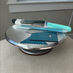 Stainless Steel Cake Turntable withTools